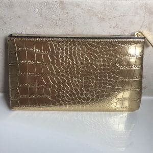 4 for $35! Estée Lauder Cosmetics Bag